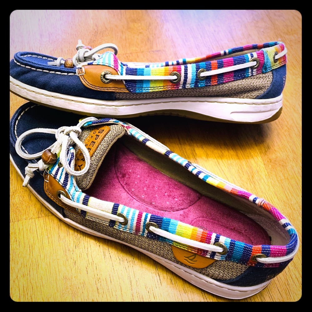 Women’s Size 8 Sperry Topsider slip on shoes